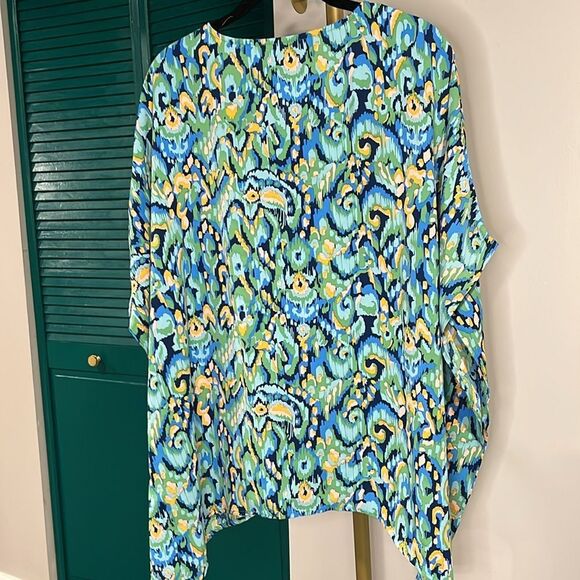 NWT Abstract Print V Neck Half Sleeve Loose Fit Blouse Turquoise - small - Picture 9 of 9
